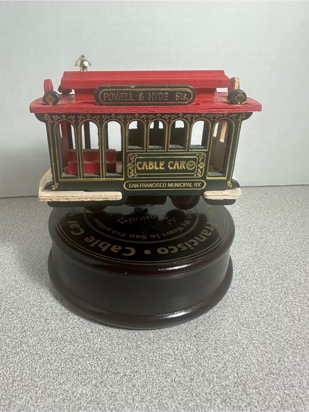 Vintage Powell & Hyde San Francisco musical trolley cable car